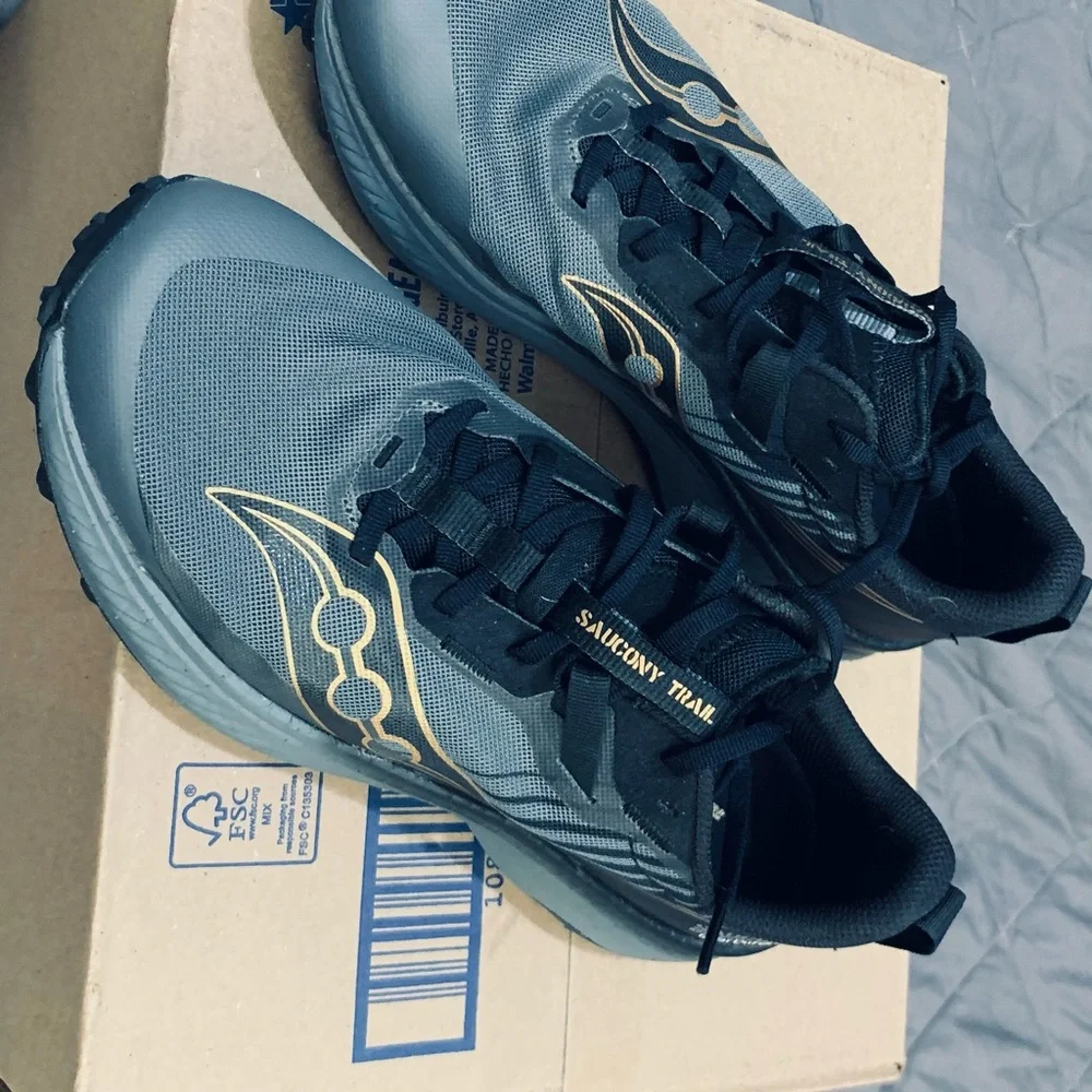 Saucony lightweight trail
